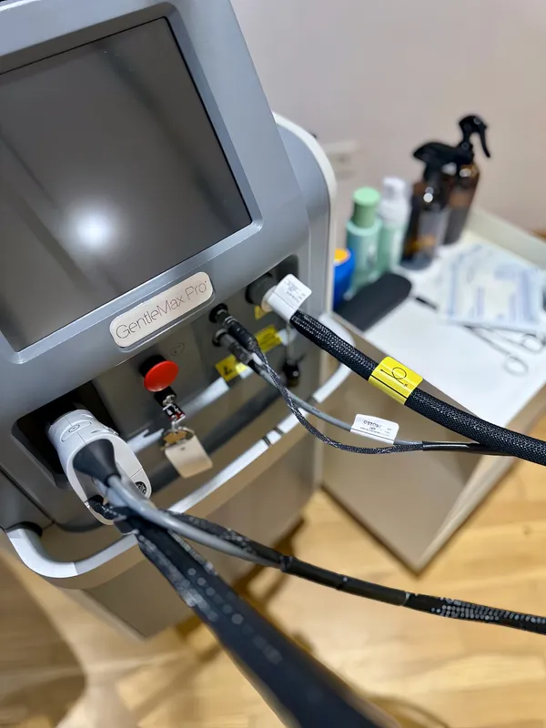 Candela GentleMax Pro Laser München - Medizinisches Alexandrit- und Nd:YAG-Lasergerät für alle Hauttypen