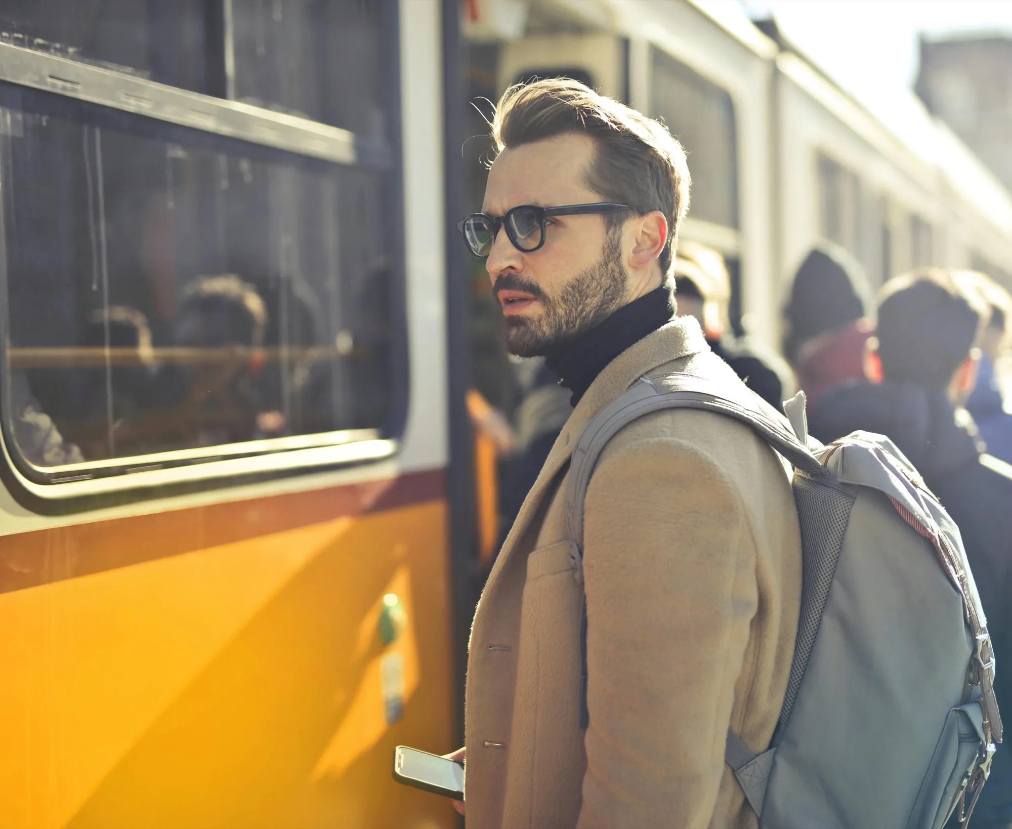 Präzise Bartkontur eines Mannes nach Laser-Behandlung in München